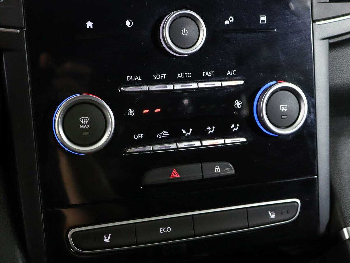 Б/У Рено Колеос 2018 года. Фото: #17