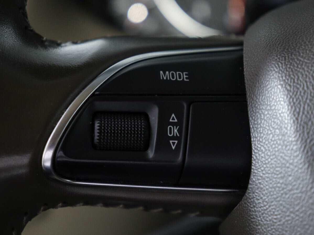 Б/У Ауди К5 2013 года. Фото: #22