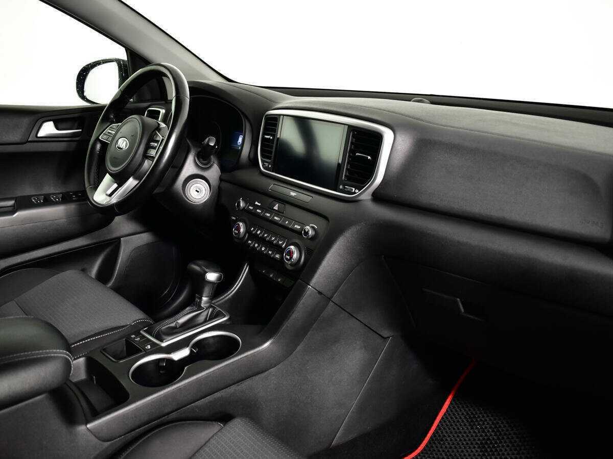 Б/У Киа Спортейдж 2020 года. Фото: #8