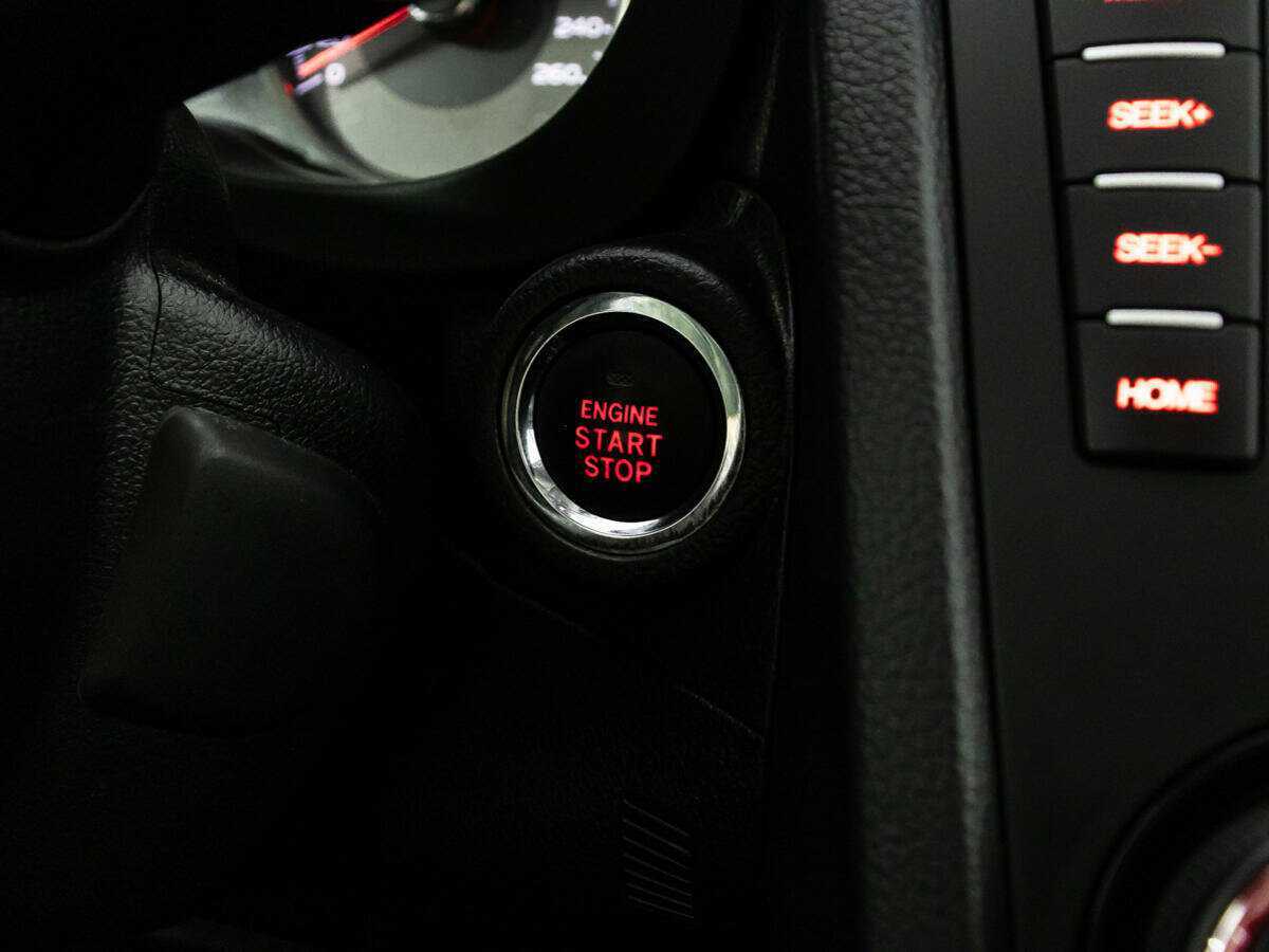 Б/У Субару Форестер 2013 года. Фото: #17