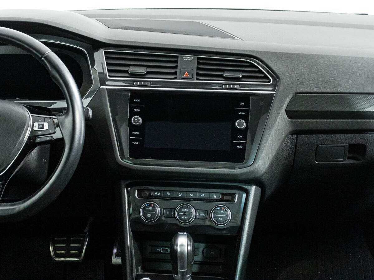 Б/У Фольксваген Тигуан 2018 года. Фото: #13