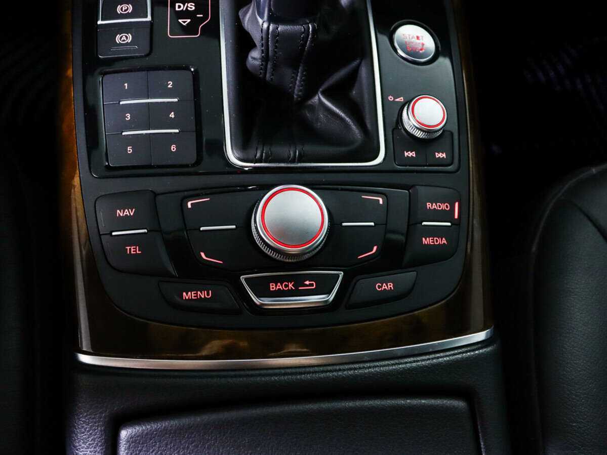 Б/У Ауди А6 2014 года. Фото: #17