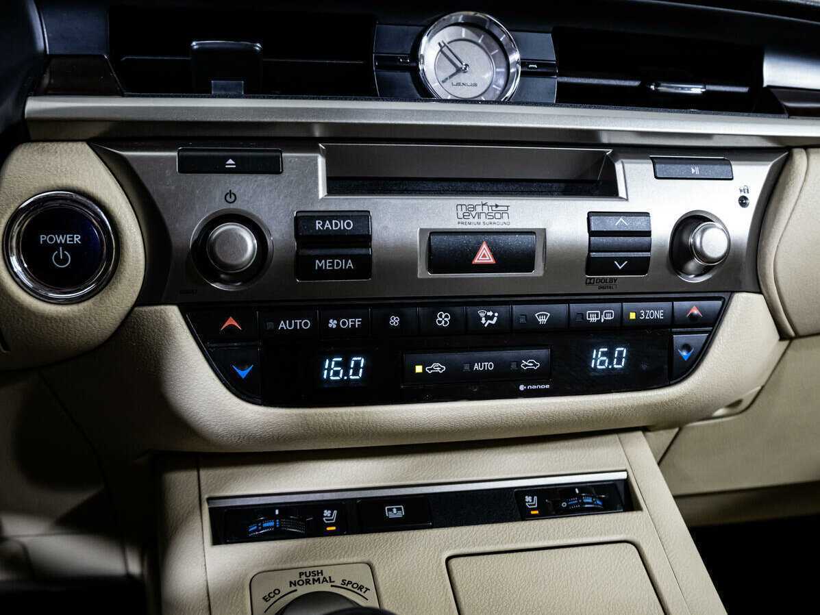 Б/У Лексус ЕС 2014 года. Фото: #13