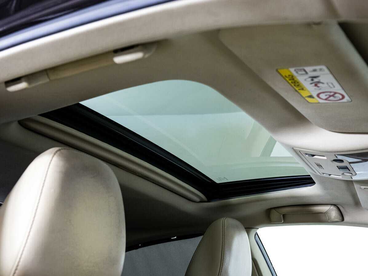 Б/У Лексус ЕС 2014 года. Фото: #23