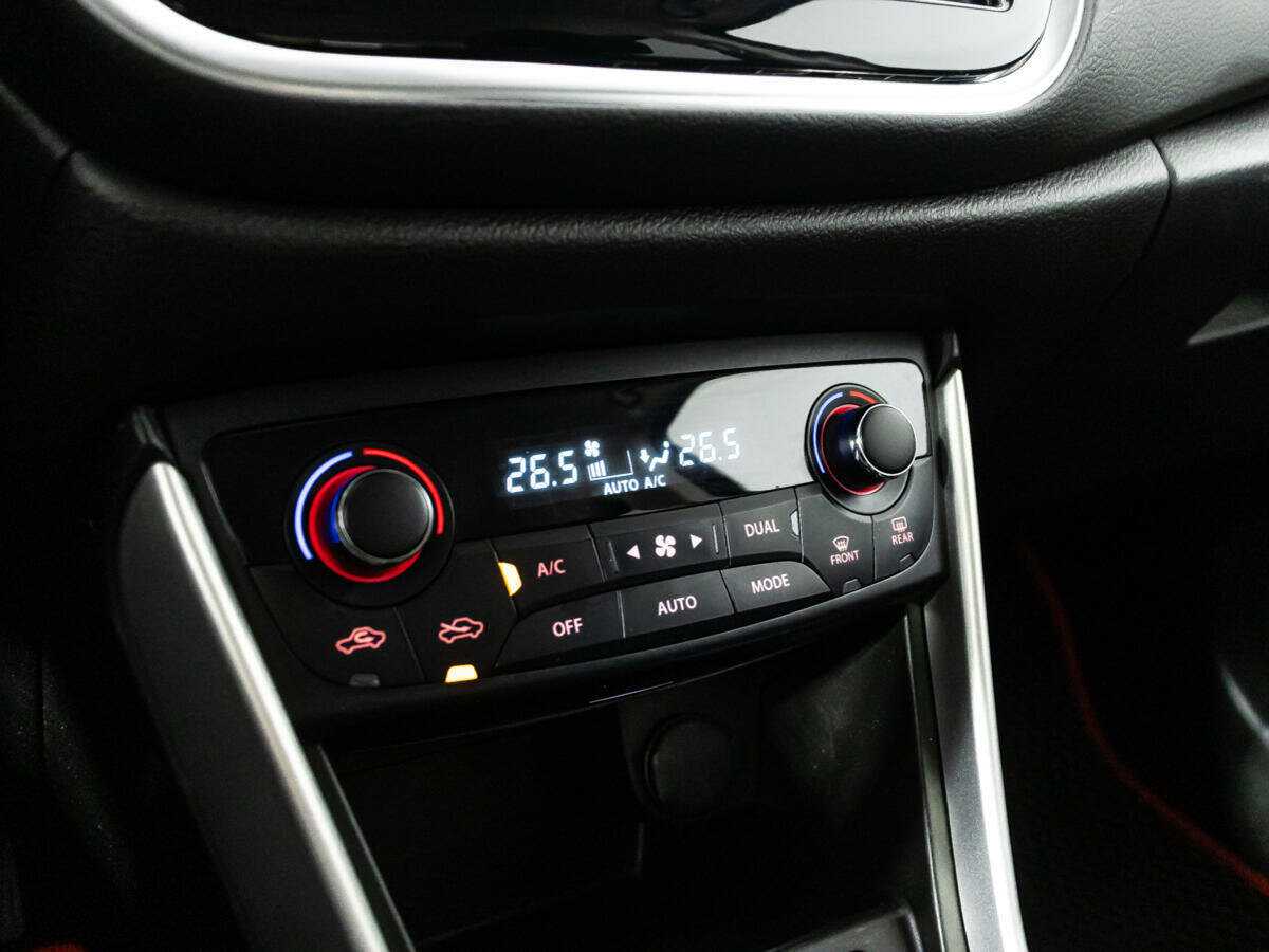 Б/У Сузуки С-Икс4 2021 года. Фото: #15