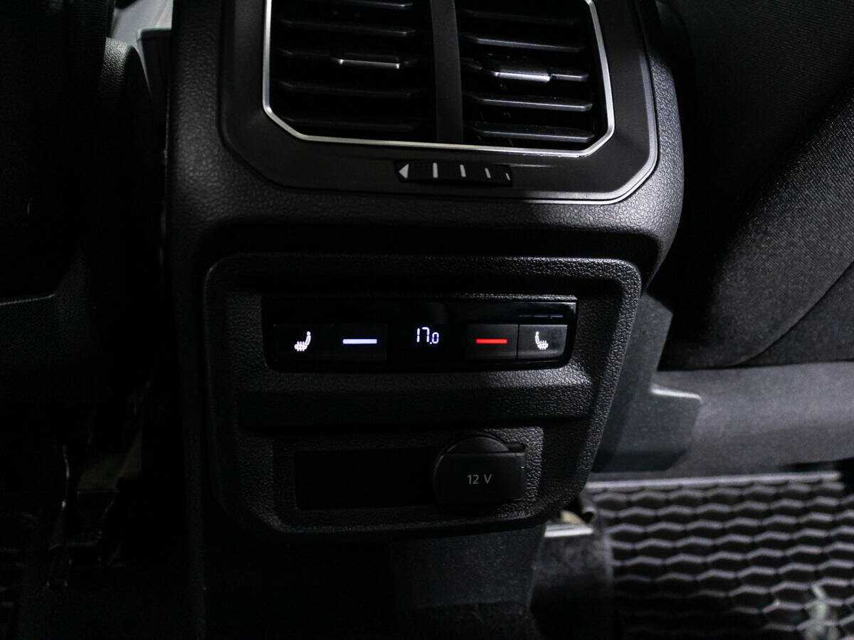 Б/У Фольксваген Тигуан 2017 года. Фото: #21