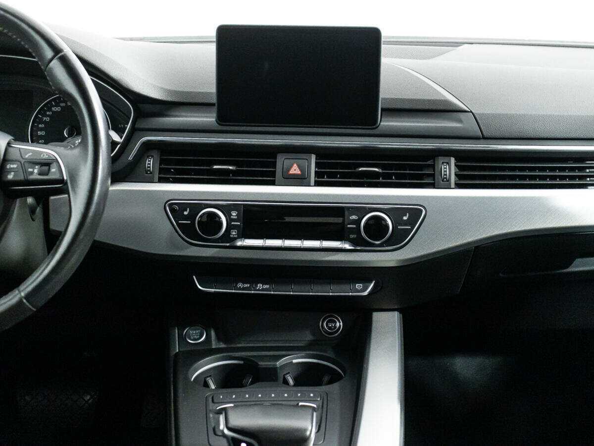 Б/У Ауди А4 2016 года. Фото: #13