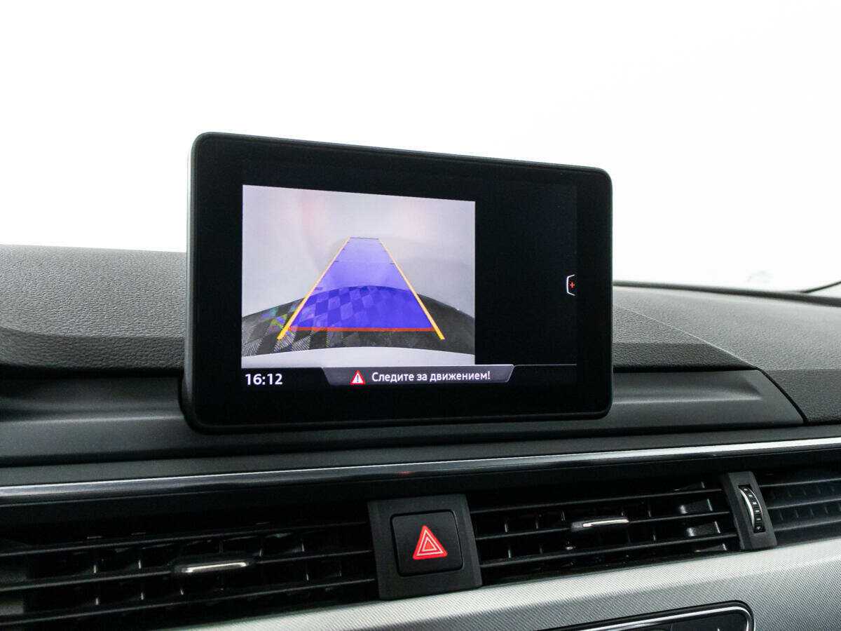 Б/У Ауди А4 2016 года. Фото: #14