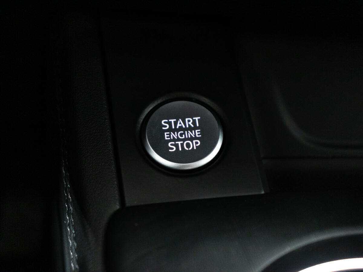 Б/У Ауди А4 2016 года. Фото: #16