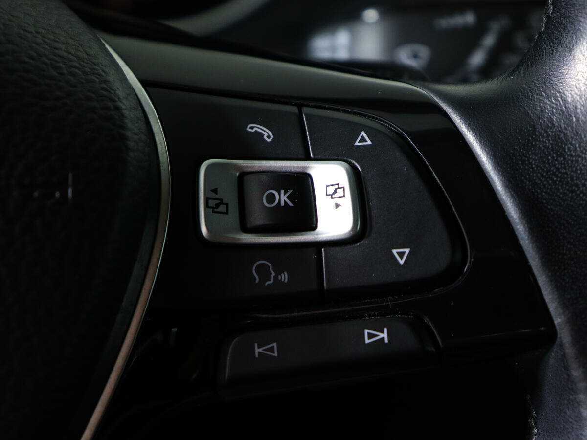 Б/У Фольксваген Тигуан 2018 года. Фото: #20