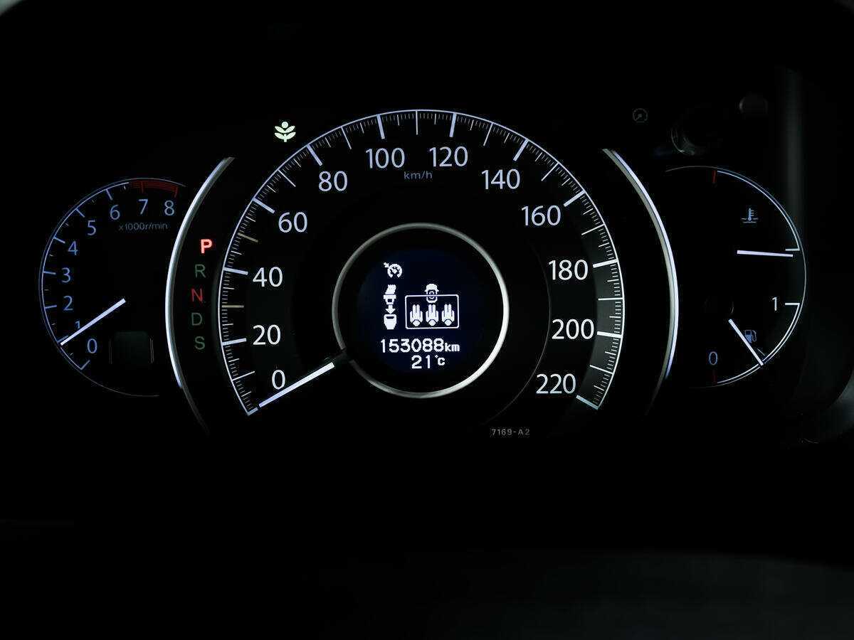 Б/У Хонда ЦР-В 2014 года. Фото: #9