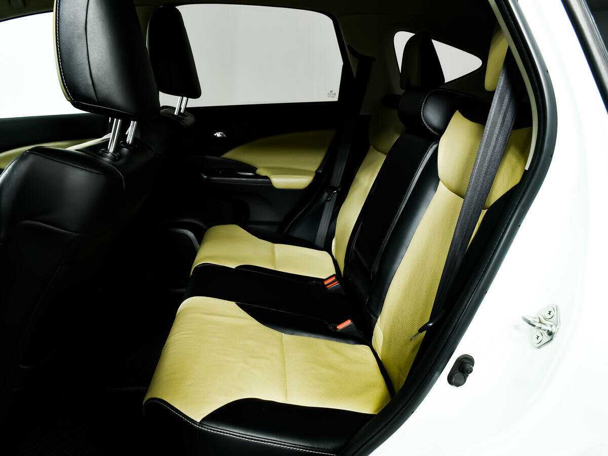 Б/У Хонда ЦР-В 2014 года. Фото: #11