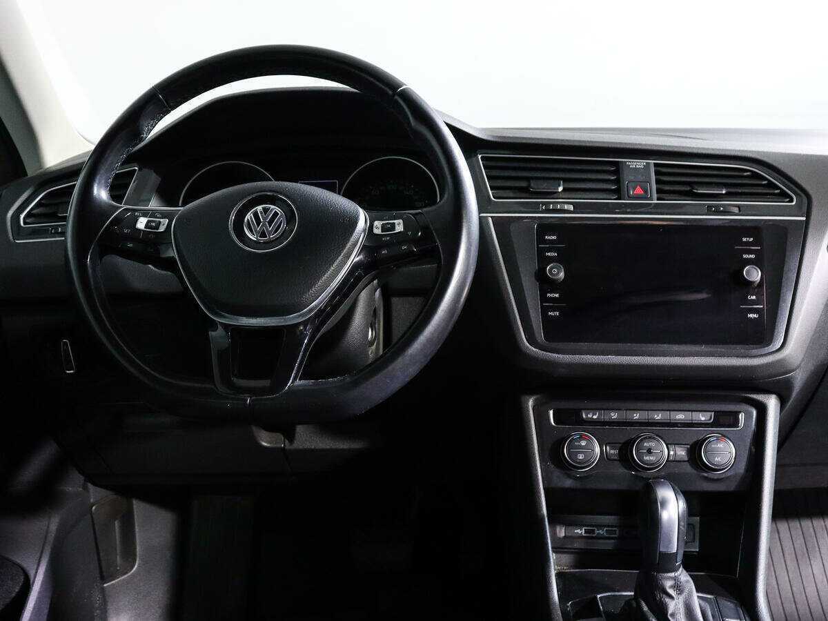 Б/У Фольксваген Тигуан 2019 года. Фото: #11