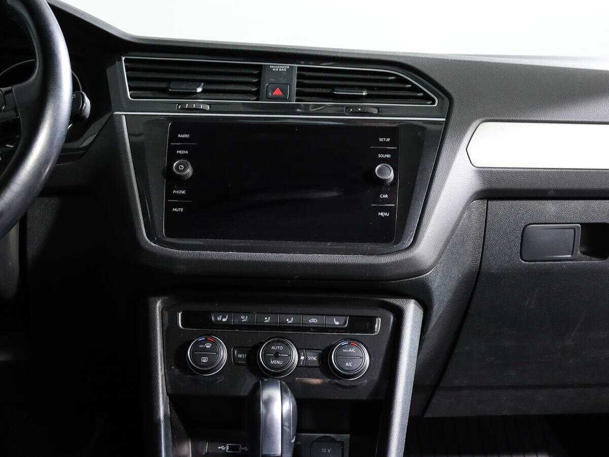 Б/У Фольксваген Тигуан 2019 года. Фото: #12