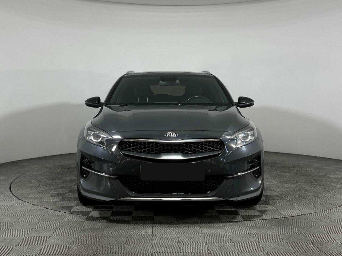 Б/У Киа Икс-Сид 2020 года. Фото: #1