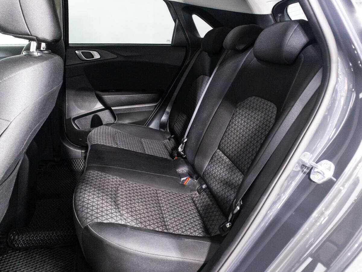 Б/У Киа Сид 2022 года. Фото: #9