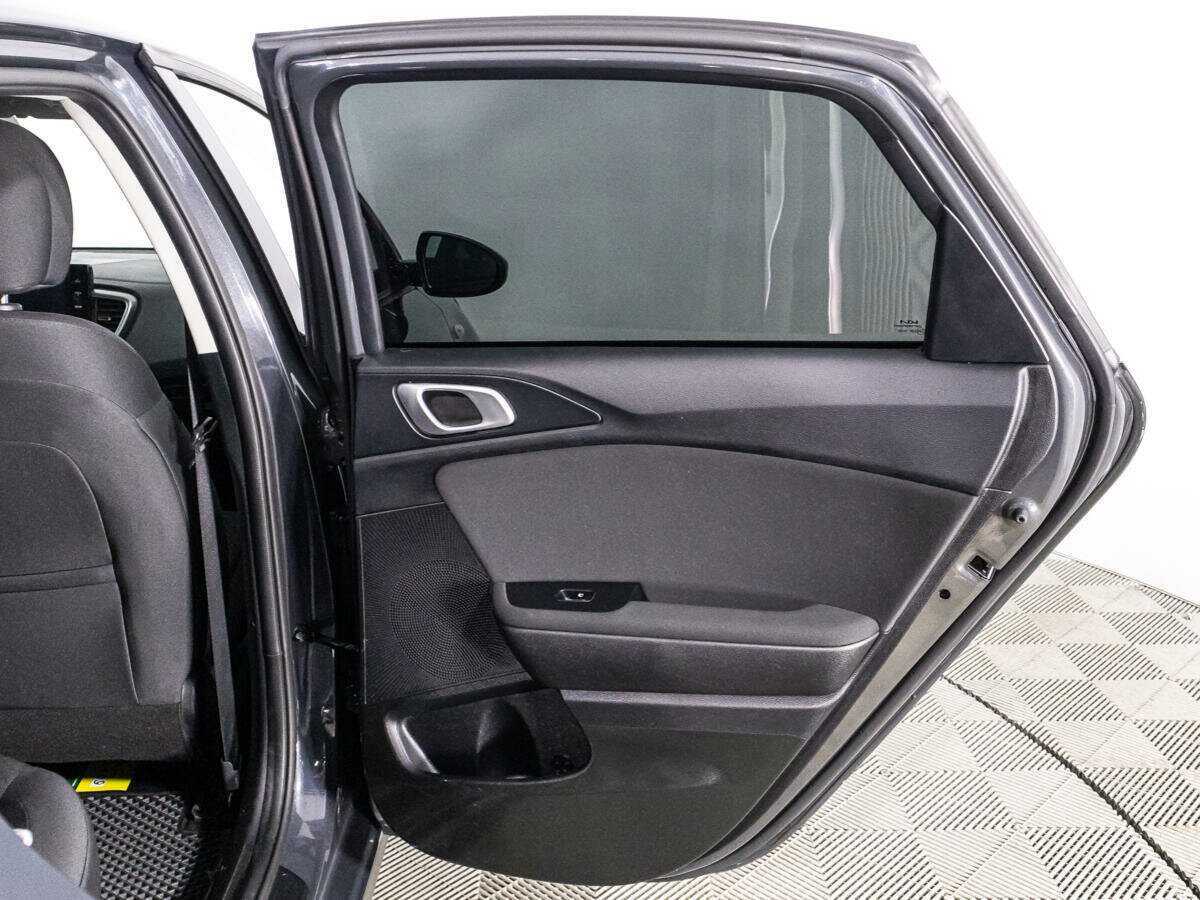 Б/У Киа Сид 2022 года. Фото: #25