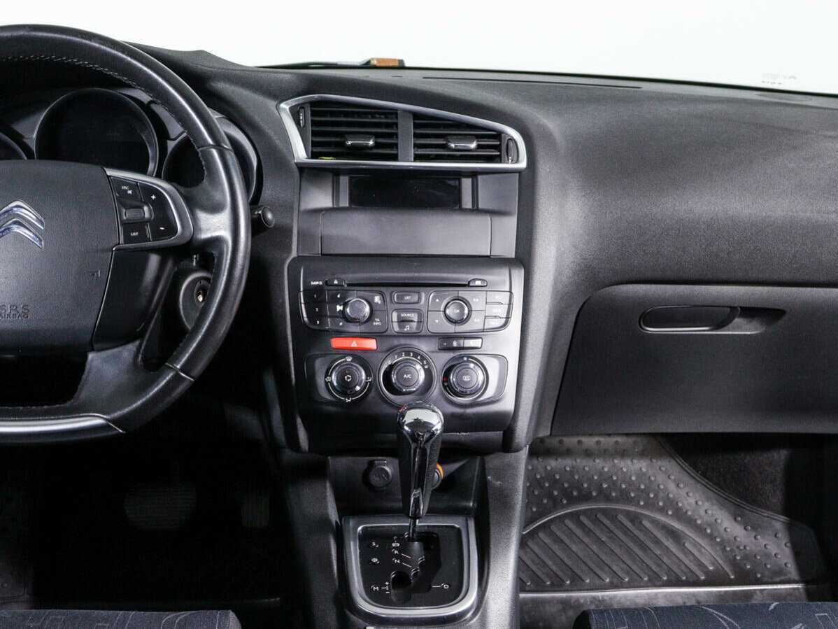 Б/У Ситроен Ц4 2012 года. Фото: #10