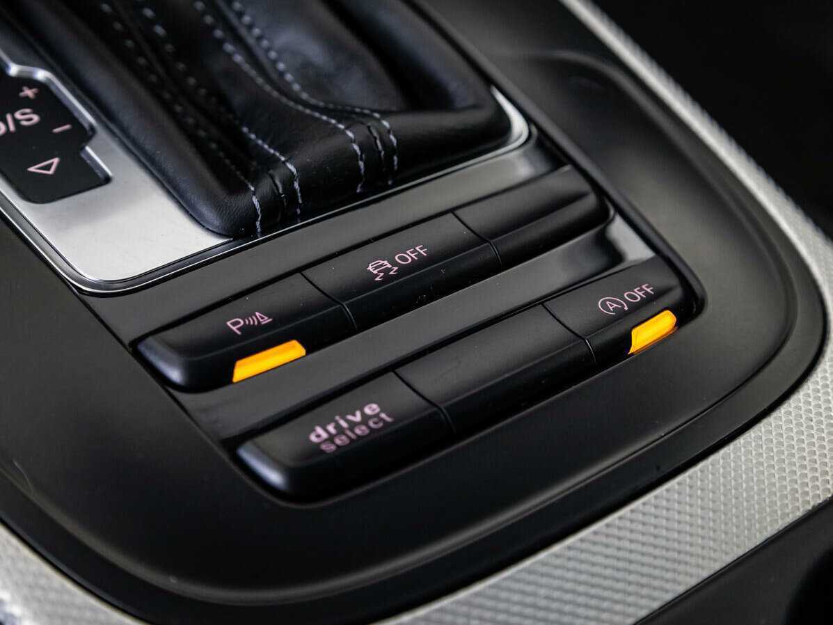 Б/У Ауди А4 2012 года. Фото: #13