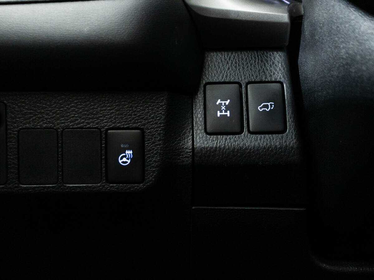 Б/У Тойота Рав4 2016 года. Фото: #18