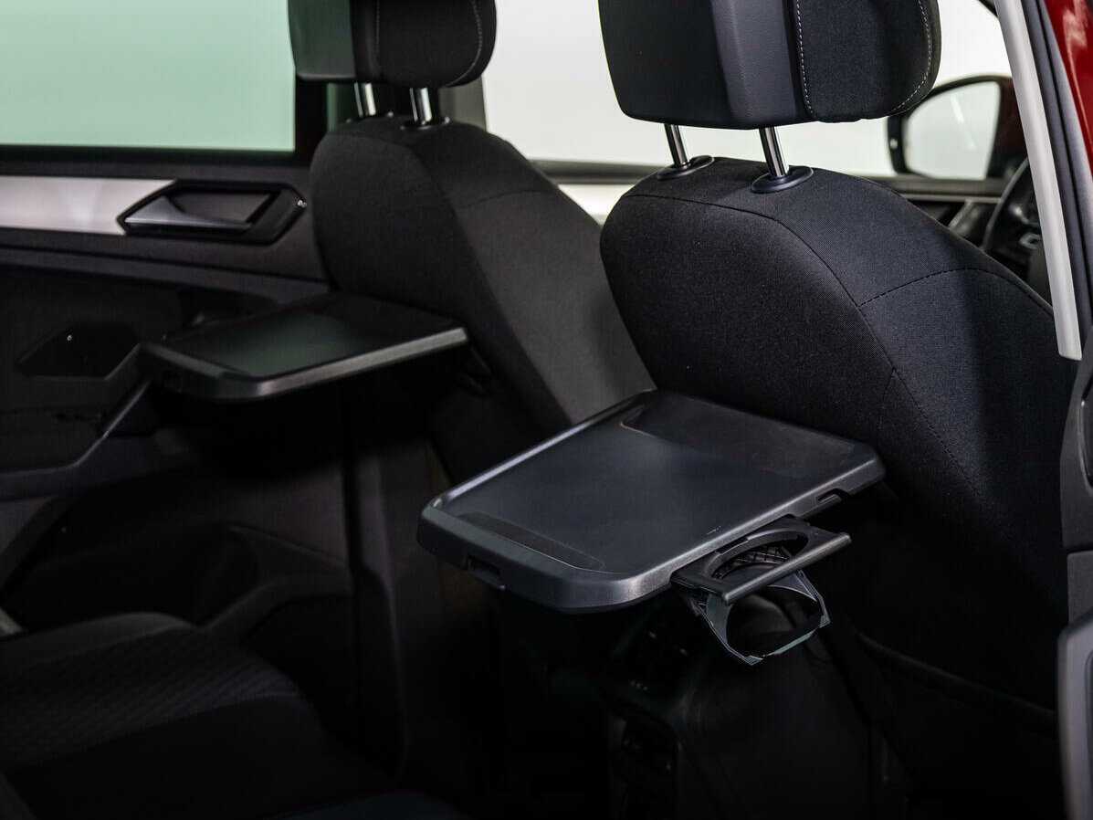 Б/У Фольксваген Тигуан 2017 года. Фото: #21