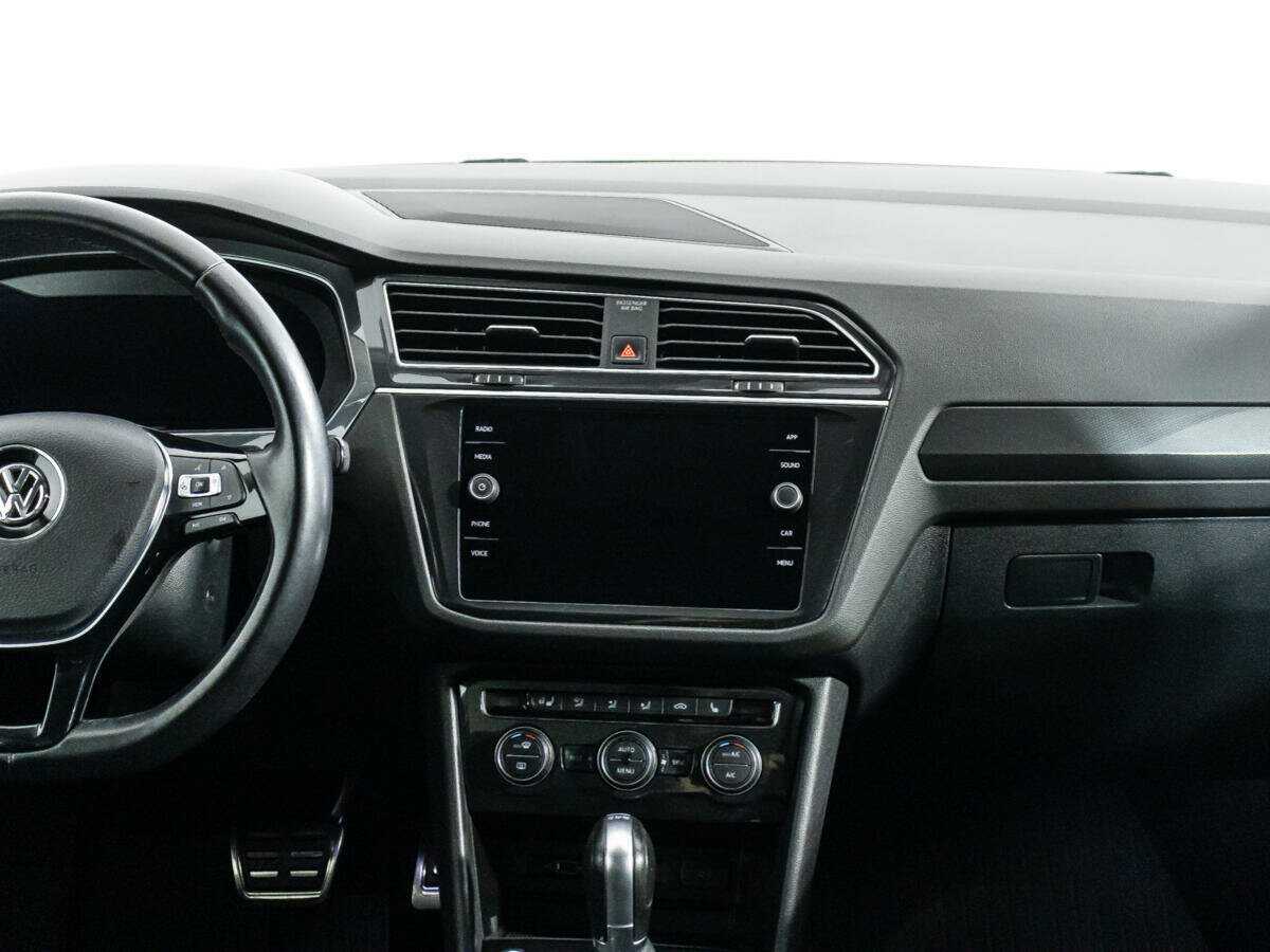 Б/У Фольксваген Тигуан 2018 года. Фото: #13