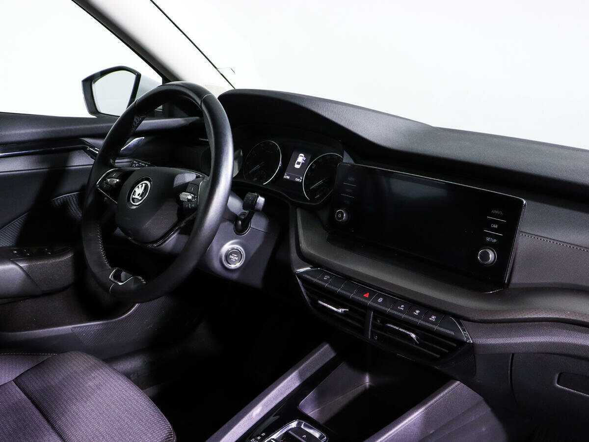 Б/У Шкода Октавия 2021 года. Фото: #8