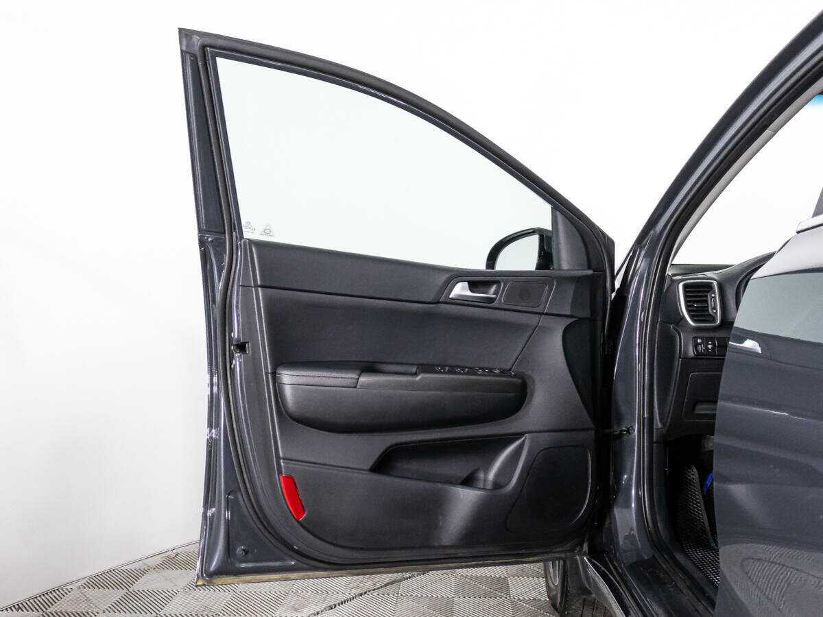 Б/У Киа Спортейдж 2019 года. Фото: #24