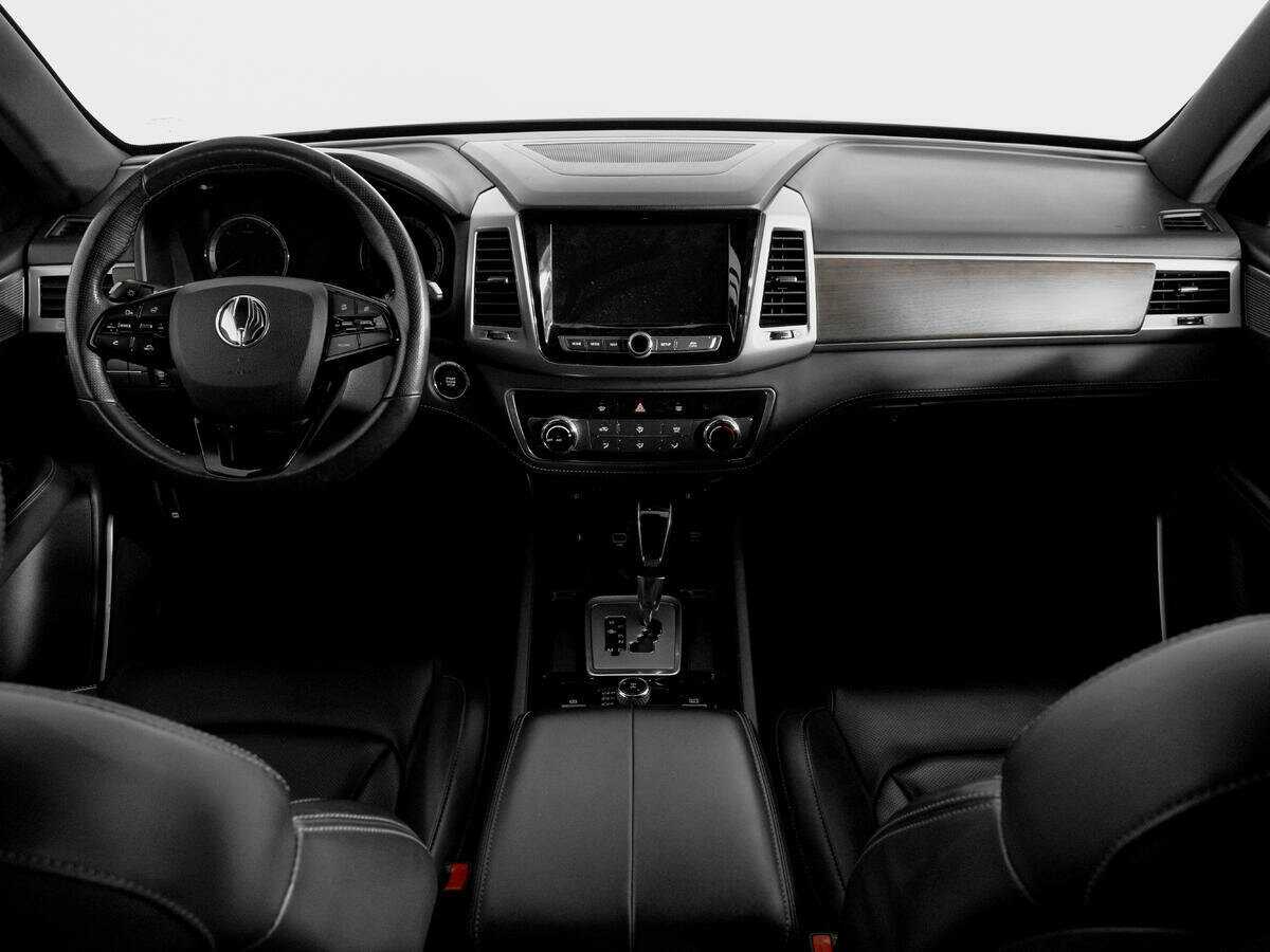 Б/У Сан-Ён Рекстон 2018 года. Фото: #11