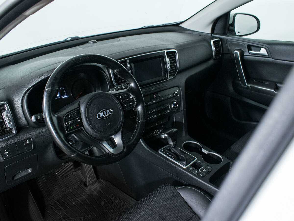 Б/У Киа Спортейдж 2018 года. Фото: #12