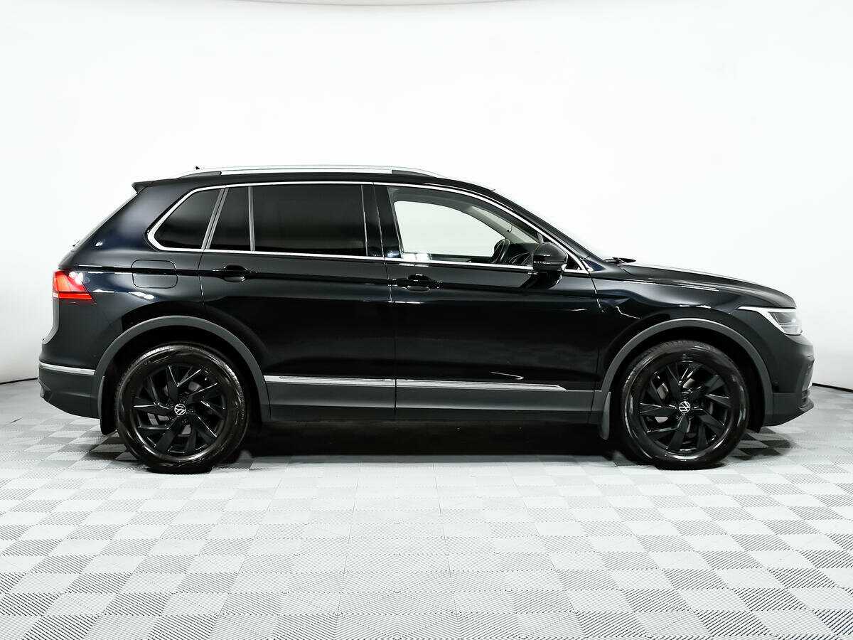 Б/У Фольксваген Тигуан 2021 года. Фото: #3