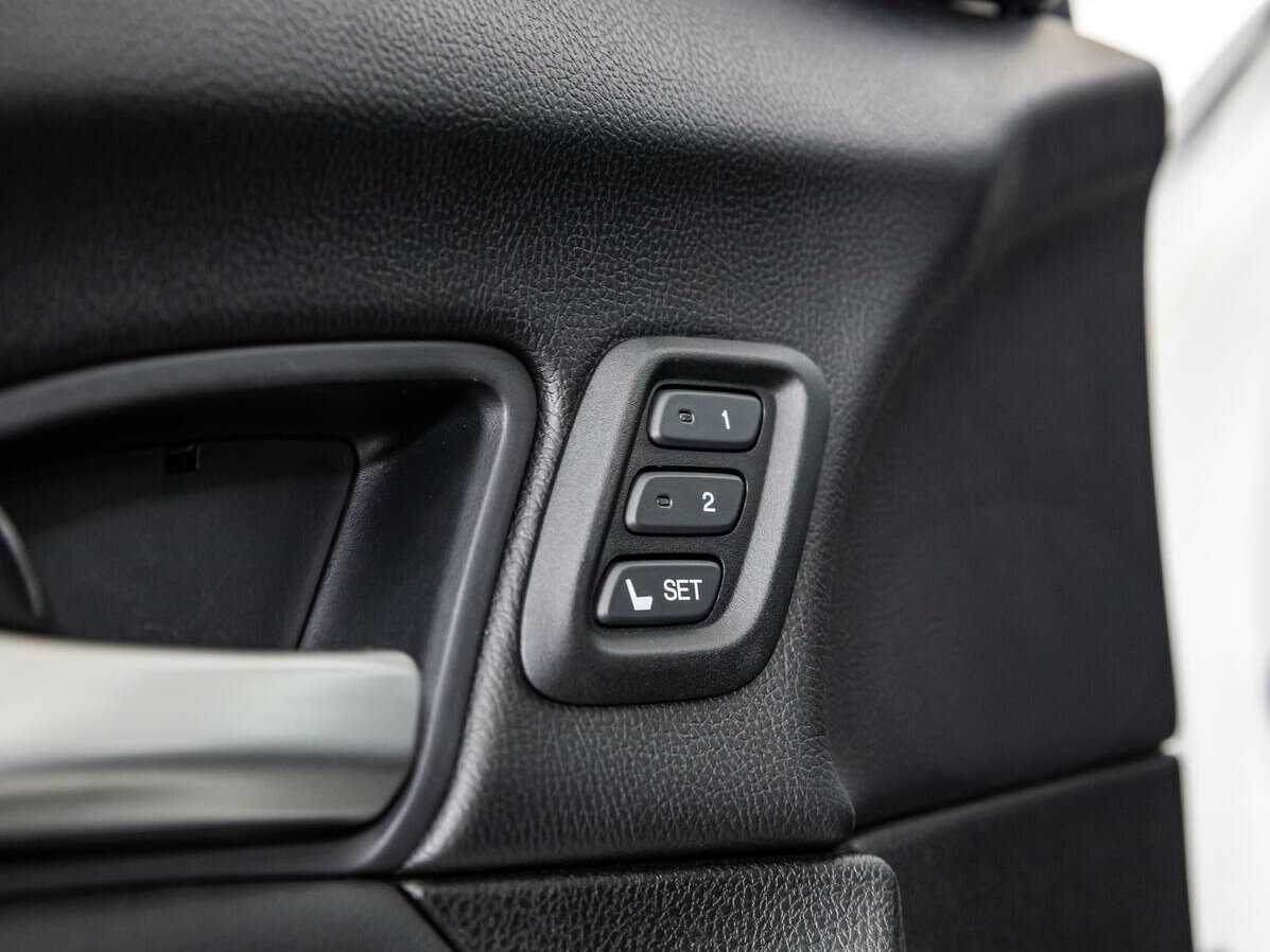 Б/У Хонда Кросстур 2014 года. Фото: #17