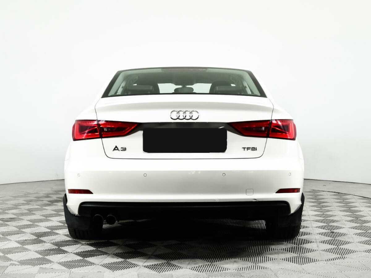 Б/У Ауди А3 2014 года. Фото: #4