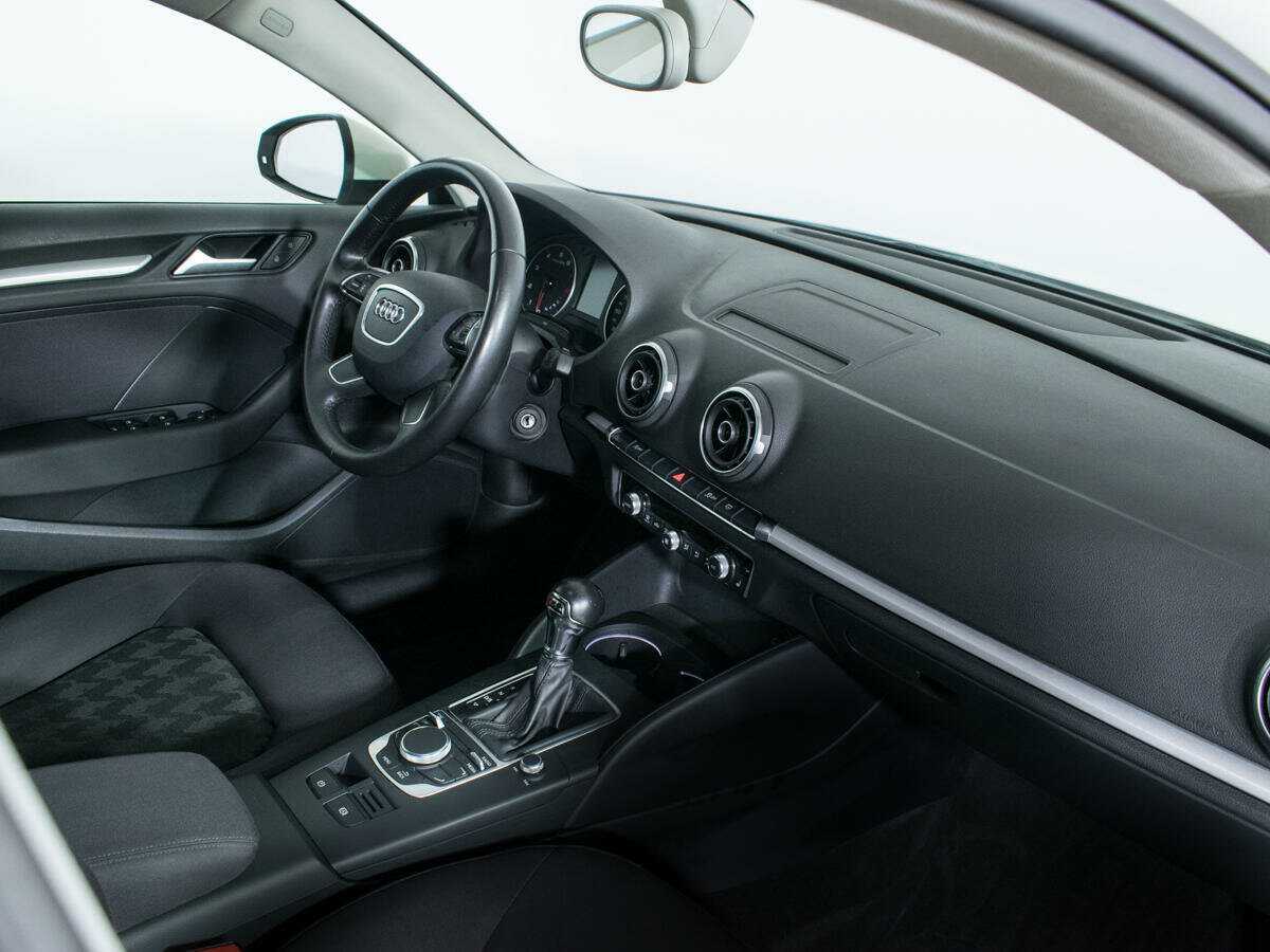 Б/У Ауди А3 2013 года. Фото: #8