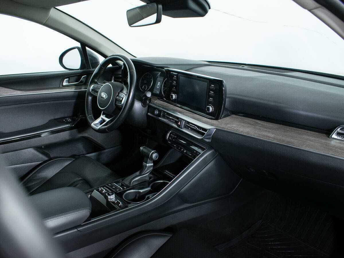 Б/У Киа К5 2021 года. Фото: #8