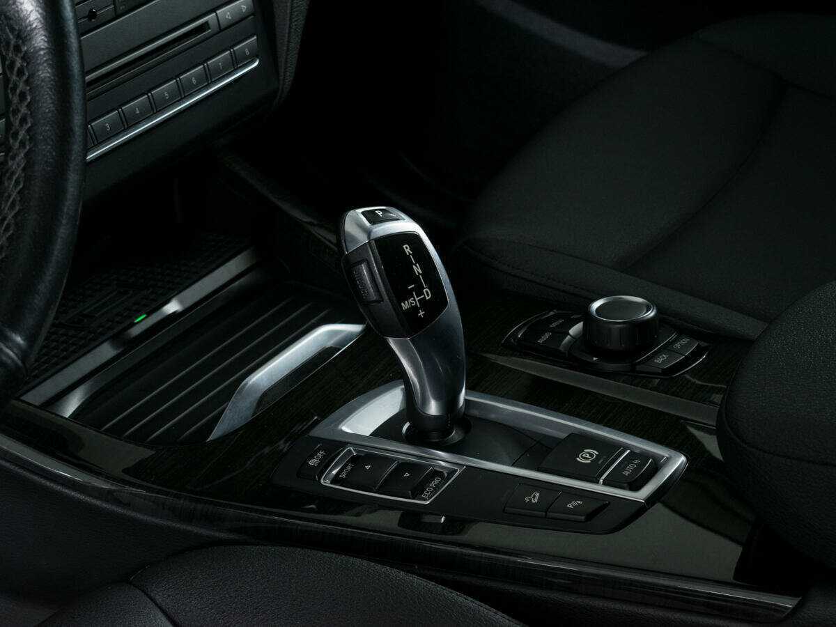 Б/У БМВ Икс3 2014 года. Фото: #12