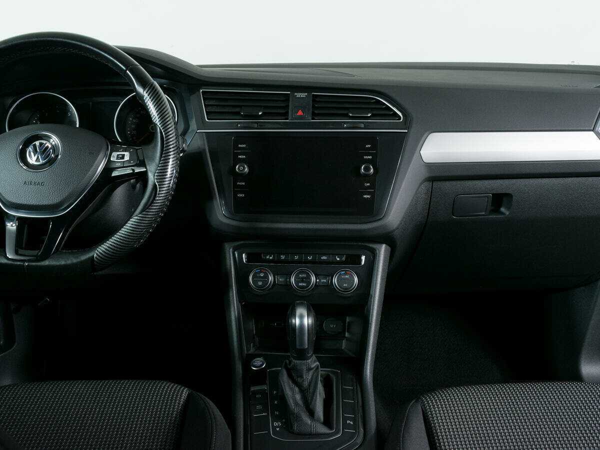 Б/У Фольксваген Тигуан 2020 года. Фото: #9