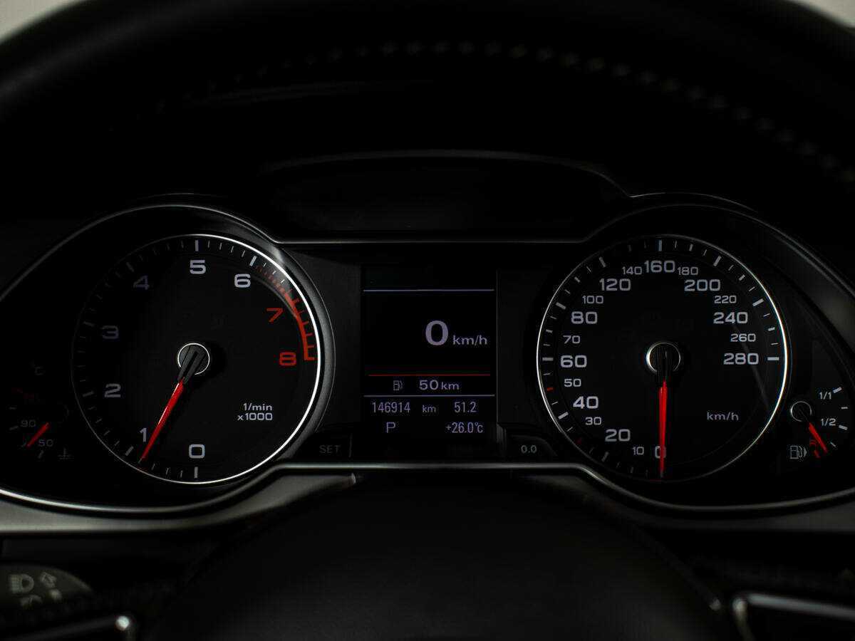 Б/У Ауди А4 2014 года. Фото: #10