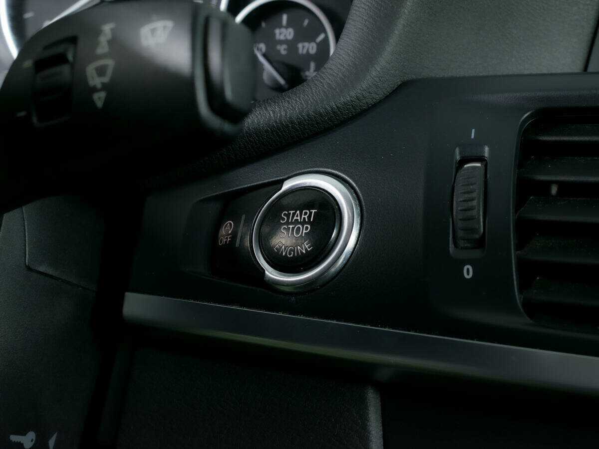 Б/У БМВ Икс3 2014 года. Фото: #14