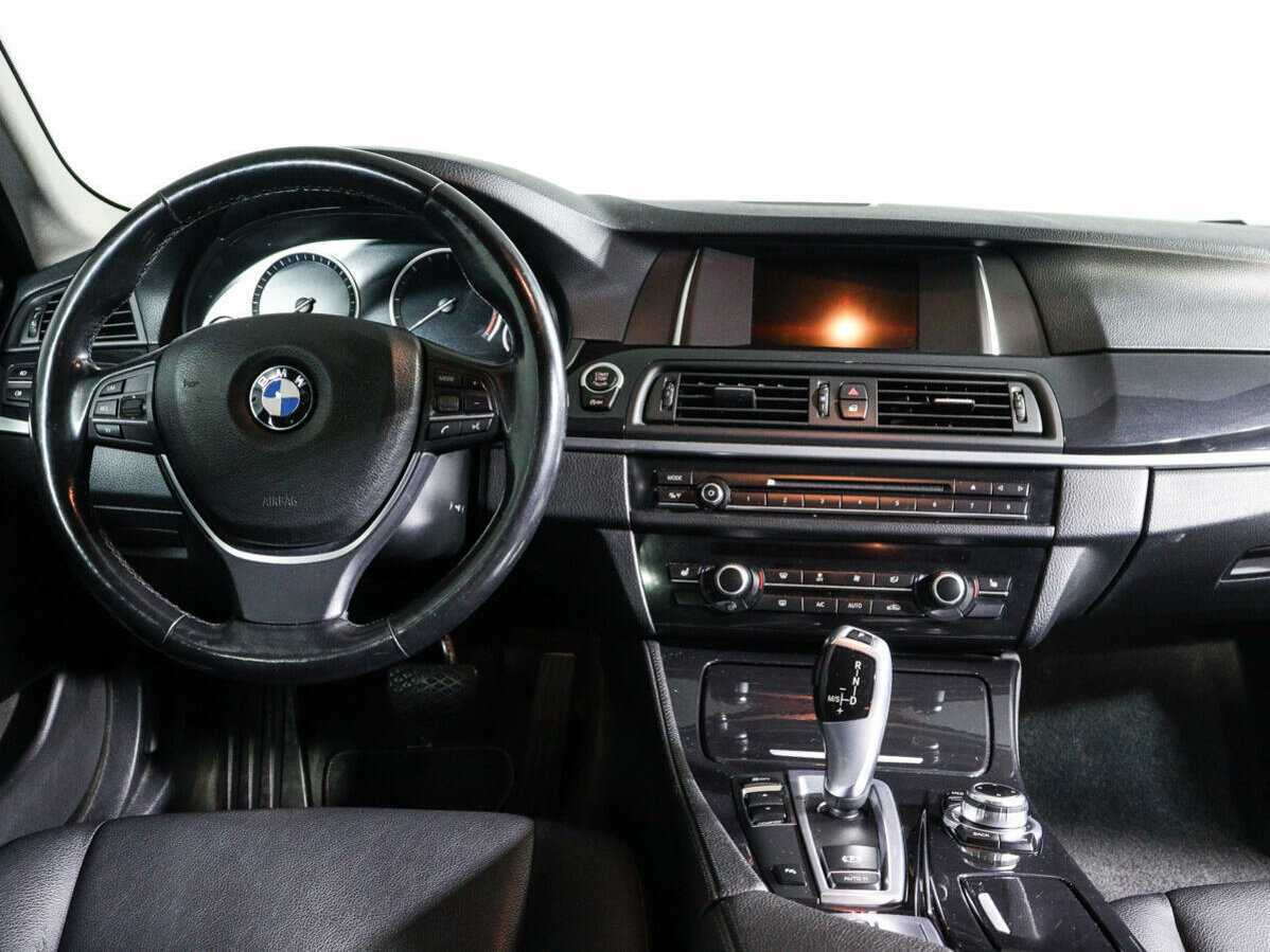 Б/У БМВ 5 серии 2016 года. Фото: #9