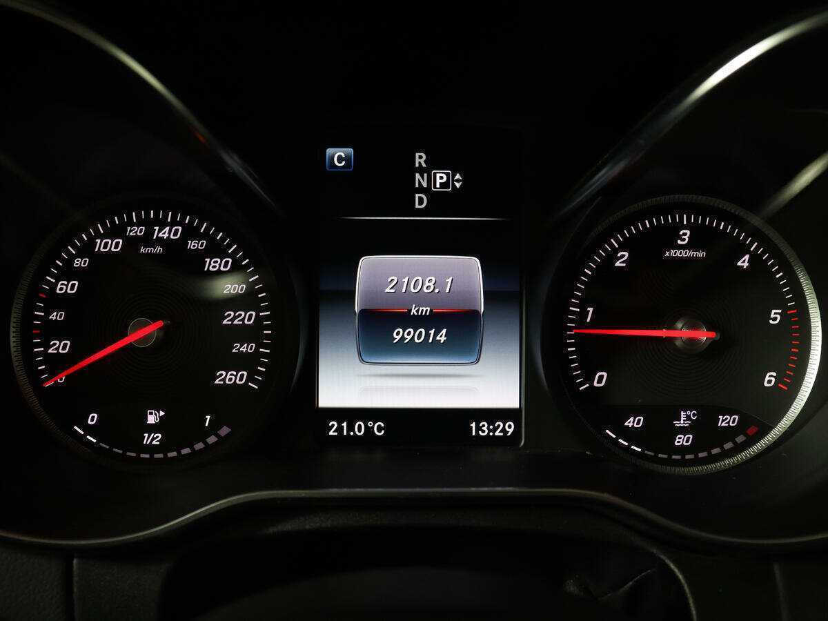 Б/У Мерседес-Бенц Ц-Класс 2014 года. Фото: #10