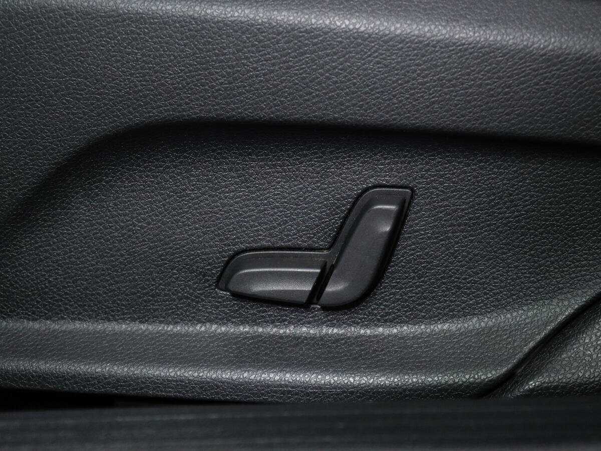 Б/У Мерседес-Бенц Ц-Класс 2014 года. Фото: #13