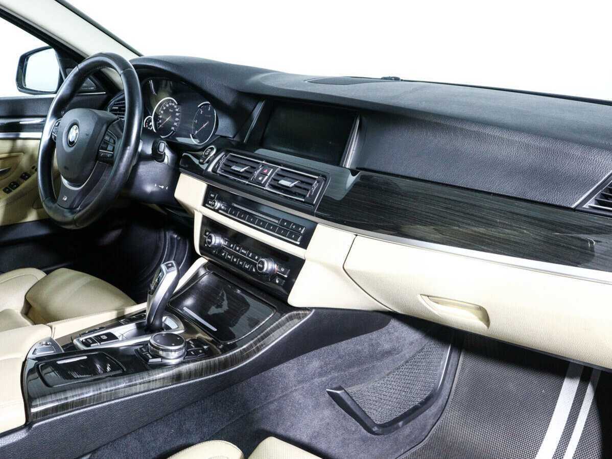 Б/У БМВ 5 серии 2016 года. Фото: #8