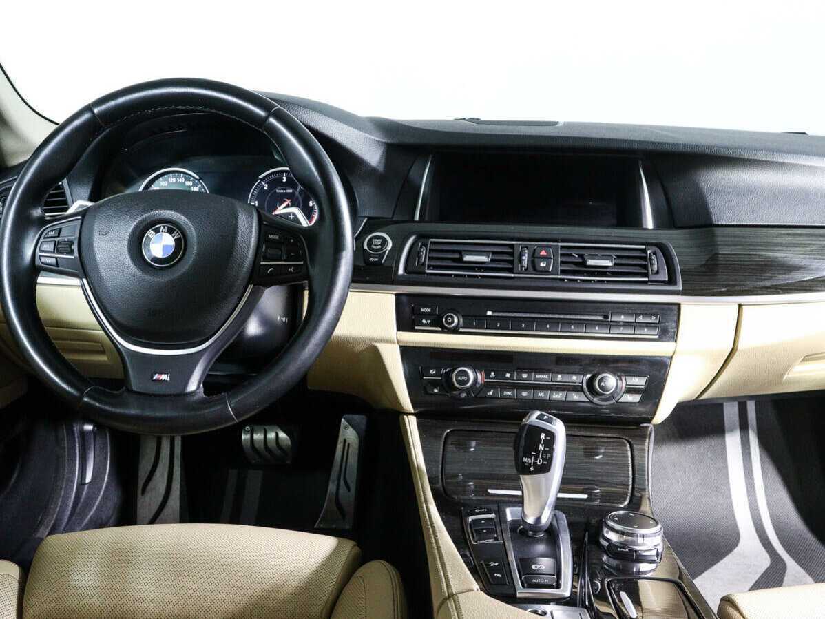 Б/У БМВ 5 серии 2016 года. Фото: #11