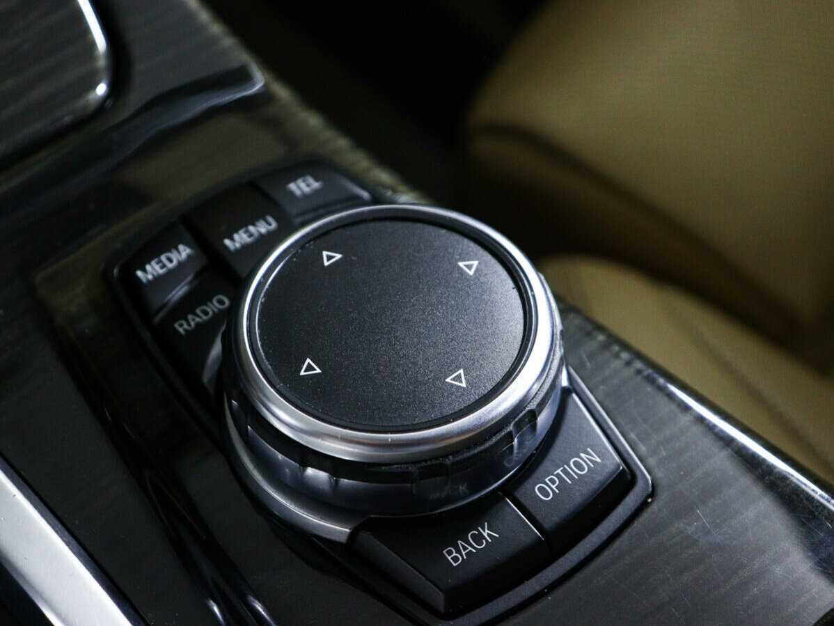 Б/У БМВ 5 серии 2016 года. Фото: #21