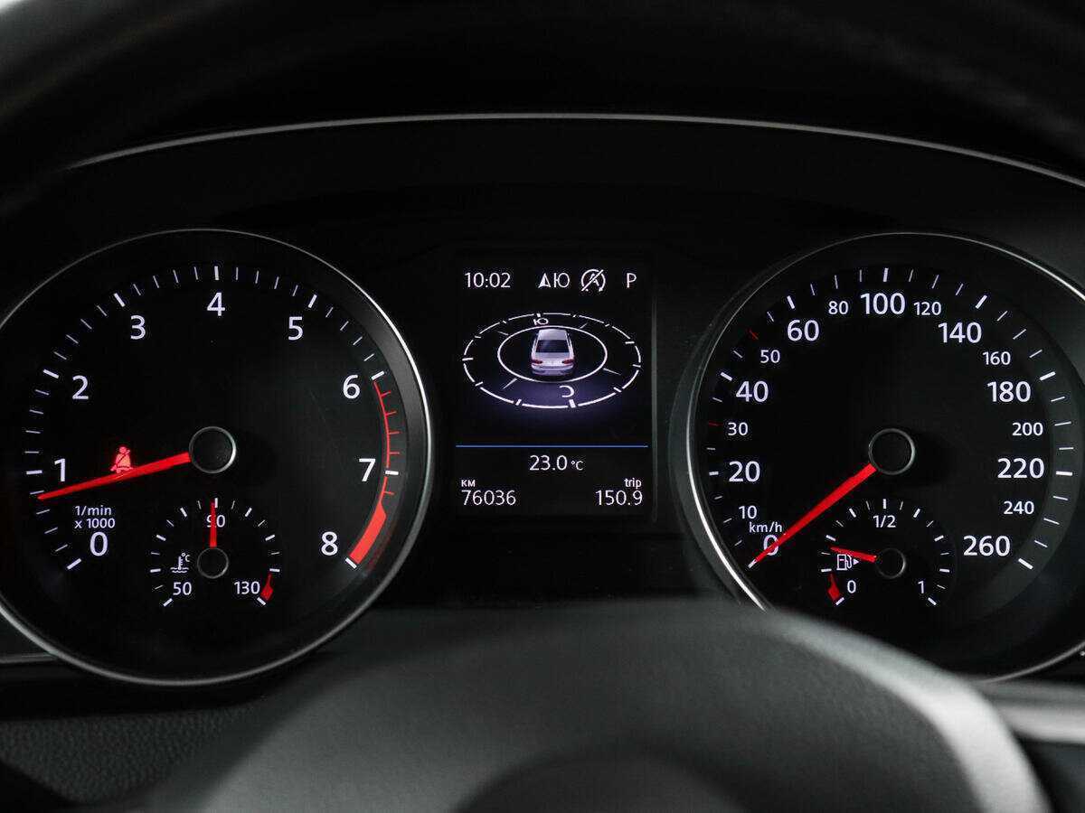 Б/У Фольксваген Пассат 2020 года. Фото: #10