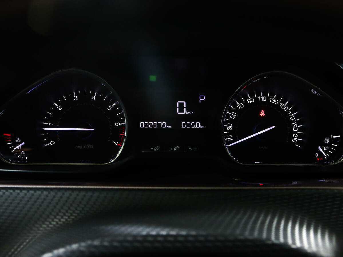 Б/У Пежо 2008 2014 года. Фото: #8