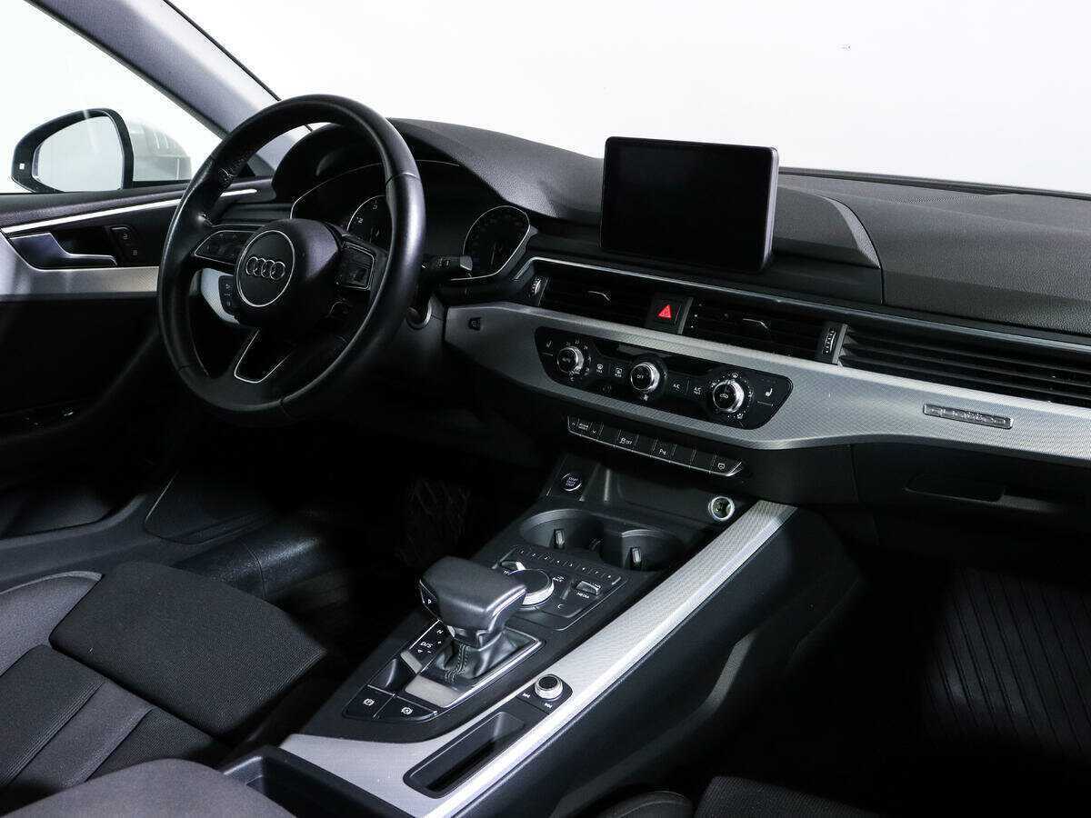 Б/У Ауди А5 2018 года. Фото: #6