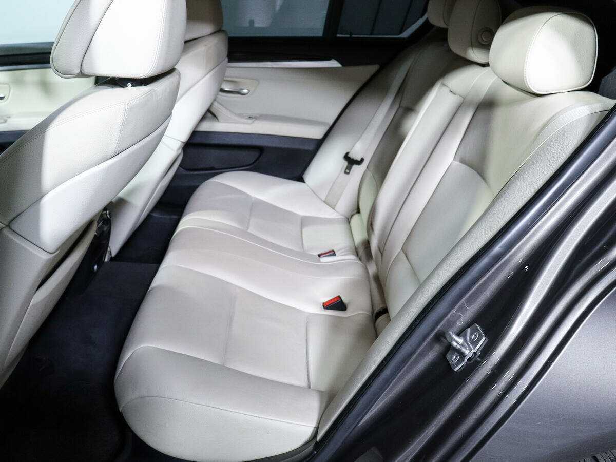 Б/У БМВ 5 серии 2012 года. Фото: #9