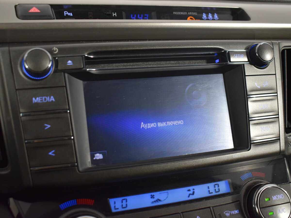 Б/У Тойота Рав4 2015 года. Фото: #15